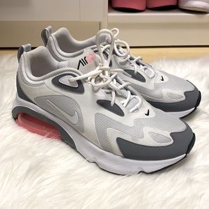 Nike Airmax Air200 size 9 women’s